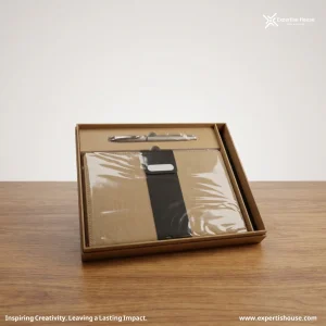 طقم الهدايا الفاخر باللون البيج (دفتر وقلم)