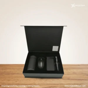 طقم هدايا تقنية فاخرة باللون الأسود
