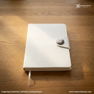 دفتر ملاحظات فاخر أبيض من جلد PU بإغلاق كبس (Snap Closure)